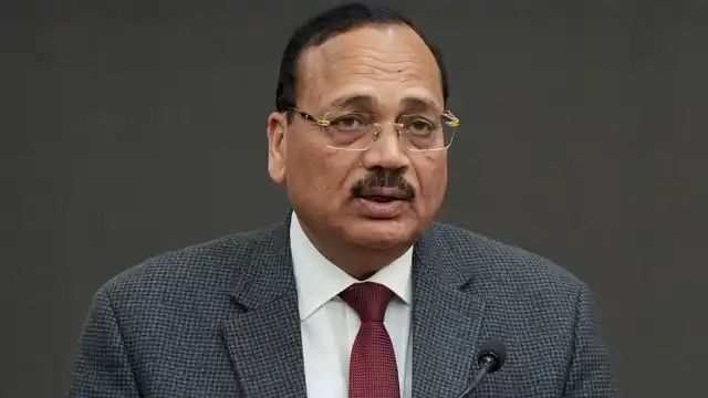 मंदिर का पैसा भगवान का है, बैंकों के लिए नहीं हो सकता इस्तेमाल: CJI सूर्यकांत ने कही बड़ी बात.